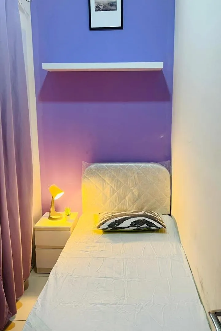 Homestay Peaceful Partition Room Near Mall Of The Emirates Dubai